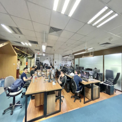 Cho thuê văn phòng Phương Liệt 250m2 35tr thoáng trước sau oto đỗ cửa 
