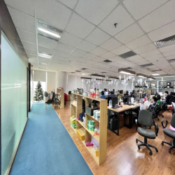 Cho thuê văn phòng Phương Liệt 250m2 35tr thoáng trước sau oto đỗ cửa 