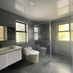 Chính chủ cho thuê biệt thự Valora sân vườn 3 PN - *** - Phúc