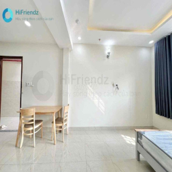 ngay ngã tư Bình Thái, căn hộ mới thoáng mát, giá rẻ ở được đông