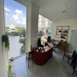 Sang nhượng mặt bằng kinh doanh