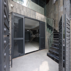 Cho thuê CHDV Studio mới ở Trịnh Công Sơn, cạnh TTTM Lotte Tây Hồ