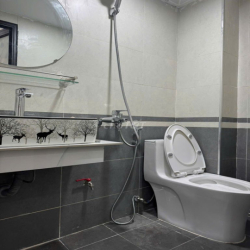 Cho thuê nhà 25m2 x 4,5 Đủ Đồ  – Ngõ 140 Trung Phụng Văn Miếu, Hà Nội