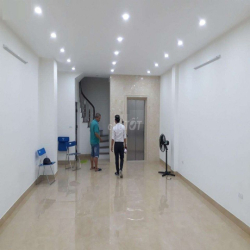 Nhà phân lô phố  Nghĩa Đô - Dt 60m x 6 tầng có Thang máy, 30 triệu/th