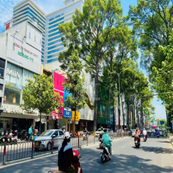 ✅CHO THUÊ NHÀ NGUYÊN CĂN MẶT TIỀN ĐƯỜNG BA THÁNG HAI , QUẬN 10
