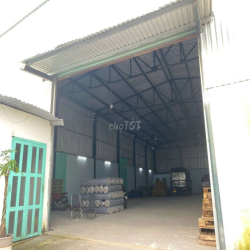 Cần Cho thuê kho Xưởng TTN Q12 .DT 16 x40 gác Lửng 300m. giá 70 triệu