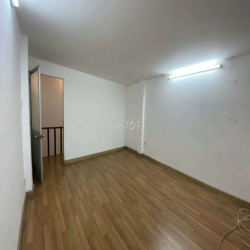 Chính chủ cho thuê nhà nguyên căn đường Hưng Phú P8 Q8