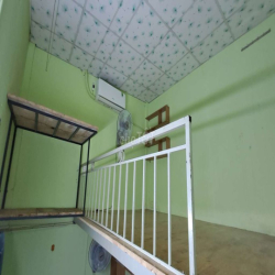 Cho thuê phòng máy lạnh, có gác, giờ tự do, gần đường Phạm Văn Đồng