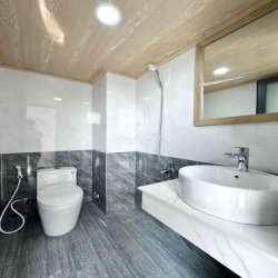 DƯƠNG QUẢNG HÀM - KHAI TRƯƠNG DỰ ÁN MỚI 47 PHÒNG-THANG MÁY-HẦM XE TO