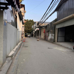 CHO THUÊ NHÀ XƯỞNG 120m² – HẢI BỐI, GẦN CẦU THĂNG LONG