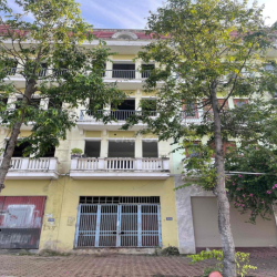 cho thuê nhà thô mặt đường 30 khu đt phú lương; 63m, 5 tầng