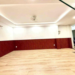 Cho Thuê Nhà 4x9 1Lầu 3Pn Hẻm🚗 252 Phạm Văn Chiêu