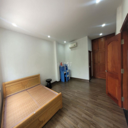 Cho thuê biệt thự 7x18m 3L4PN gần Đỗ Xuân Hợp, Cầu Năm Lý