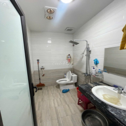 Cho thuê Nhà 3 tầng đủ đồ đẹp ở ngõ 437 Đà Nẵng