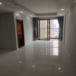 Chung cư Opal Skyline cho thuê 2pn2wc 63m2 giá 5tr5/tháng