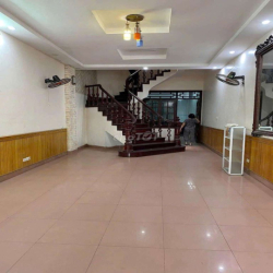10tr/tháng nhà Mặt Phố Cổ Linh 80mx4T Văn Phòng, ở, kinh doanh