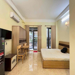 Cho Thuê Studio quận 10 - Thang máy nhà xe - hẻm yên tĩnh - Rộng 35m2