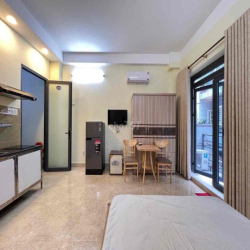 Cho Thuê Studio quận 10 - Thang máy nhà xe - hẻm yên tĩnh - Rộng 35m2