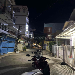 Đổi chỗ ở cần chuyển nhượng