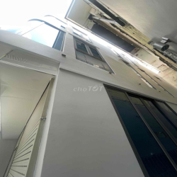 Cho Thuê Nhà 30 Bà Huyện Thanh Quan. Quận 3 ( 7x15m) Hầm 5 tầng. mới