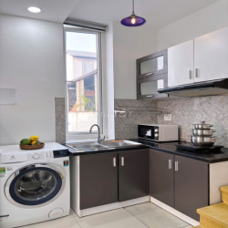 Căn hộ nội thất cao cấp cửa sổ thoáng Lê Văn Sỹ gần CV Hoàng Văn Thụ