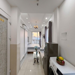 Căn hộ nội thất cao cấp cửa sổ thoáng Lê Văn Sỹ gần CV Hoàng Văn Thụ