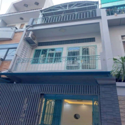 Nhà Mới, HXH - 4x15m, trệt 1 lầu sân thượng