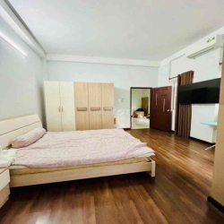 CHO THUÊ NHÀ: TRỆT 1 LẦU - FULL NỘI THẤT XỊN - KDC NAM LONG,  __ -- GI