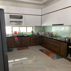 cho thuê biệt thự Khi Đại An phường 9 3PN full nội thất đẹp