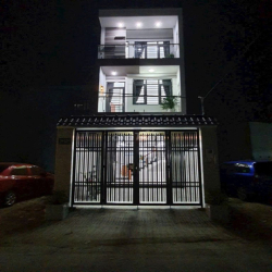 Cho thuê nhà nguyên căng đường số 10 linh xuân thủ đức.