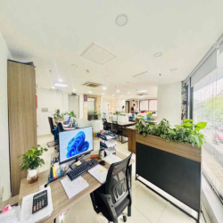 HOÀNG CẦU - ĐỐNG ĐA SANG NHƯỢNG VĂN PHÒNG 110M GIÁ CHỈ 16TR ĐẸP KENG