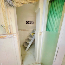 CHO THUÊ NHÀ HẺM 3M (BG) TRẦN PHÚ, P9, Q5 9,5TR