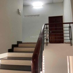 Cho thuê nguyên căn Gần công Viên Gia