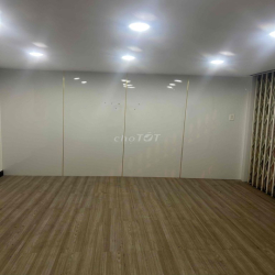 CHO THUÊ NHÀ NGUYÊN CĂN QUẬN 1 MẶT TIỀN