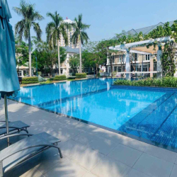 (25tr) Cho Thuê Nhà Biệt Thự ,1 Trẹt 2 lầu,Mặt TIỀN Đ. Liên Phường–Q9
