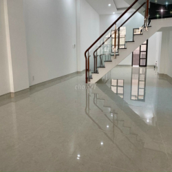 Cho thuê Văn Phòng sẵn nội thất vào làm việc luôn  tại Cityland Gò Vấp