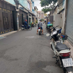 cần cho thuê biệt thự đường đông xoài DT:12x17 trệt 3 lầu st