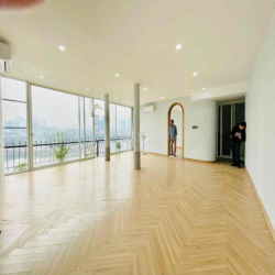 CHÍNH CHỦ CHO THUÊ SÀN MẶT HỒ HOÀNG CẦU - ĐỐNG ĐA 120M GIÁ RẺ CHỈ 24TR