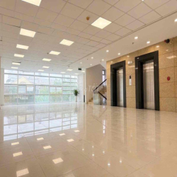Cho thuê VP 100m2 Hoàng Hoa Thám sàn suốt có sân đậu ô tô trước cửa