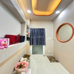 Căn hộ tách bếp , Full nội Thất , Ngay ngã 4 bảy hiền, Decor Siêu xinh