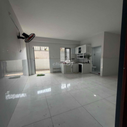 nhà cho thuê nguyên căn đường xe tải rộng rãi cầu an lộc q12