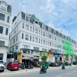 Shophouse MT Song Hành 1 trệt 4 lầu, có thang máy, Giá: 50tr/tháng