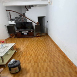 Giá 12tr, cho thuê nhà 3 tầng , phố Tưởng Dân Bảo , Thanh Xuân