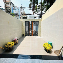 NHÀ 1/ XE TẢI VỊ TRÍ ĐẸP_DT 5x25M_TRỆT 3 LẦU_4PN 5WC_QUANG TRUNG P8_