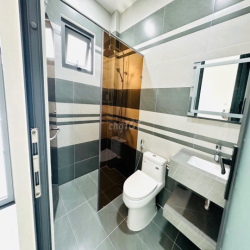NHÀ 1/ XE TẢI VỊ TRÍ ĐẸP_DT 5x25M_TRỆT 3 LẦU_4PN 5WC_QUANG TRUNG P8_