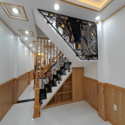 Cho thuê nhà HXH 456/3A Cao Thắng thông ra Lê Hồng Phong P12 Q10