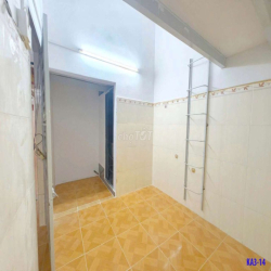 Free tiền thuê tháng 4 - Trống sẵn phòng gác giá rẻ