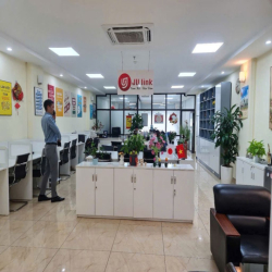 Chính chủ. cho thuê sàn văn phòng 135m2 tại Trần Vĩ,Mai dịch,Cầu Giấy