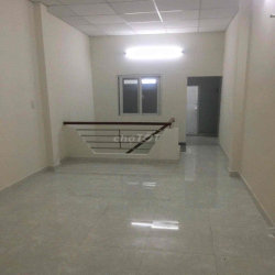 Cho thuê nhà hẻm xe tải đường Cộng Hoà 3x17 nở hậu 6m 4pn 2wc