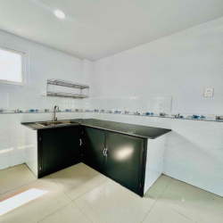 Cho Thuê Nhà Mới Xây 100% DT 40m2 Có Gác Lửng Hẻm Xe Tải Thoải Mái